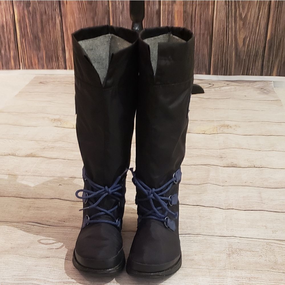 Sorel Lace Up Boots